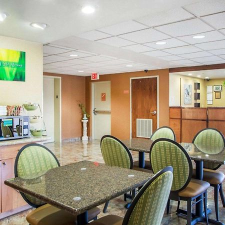 Quality Inn Vineland Extérieur photo