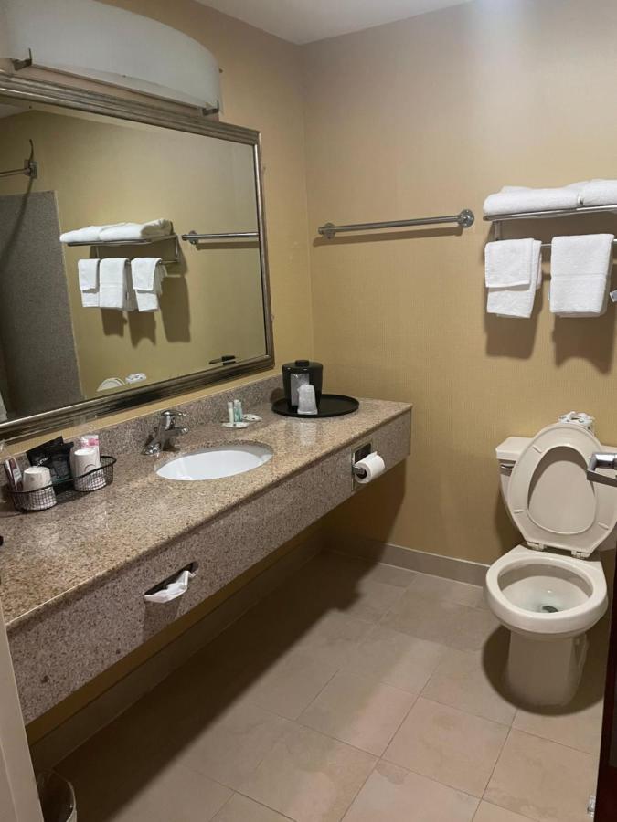 Quality Inn Vineland Extérieur photo